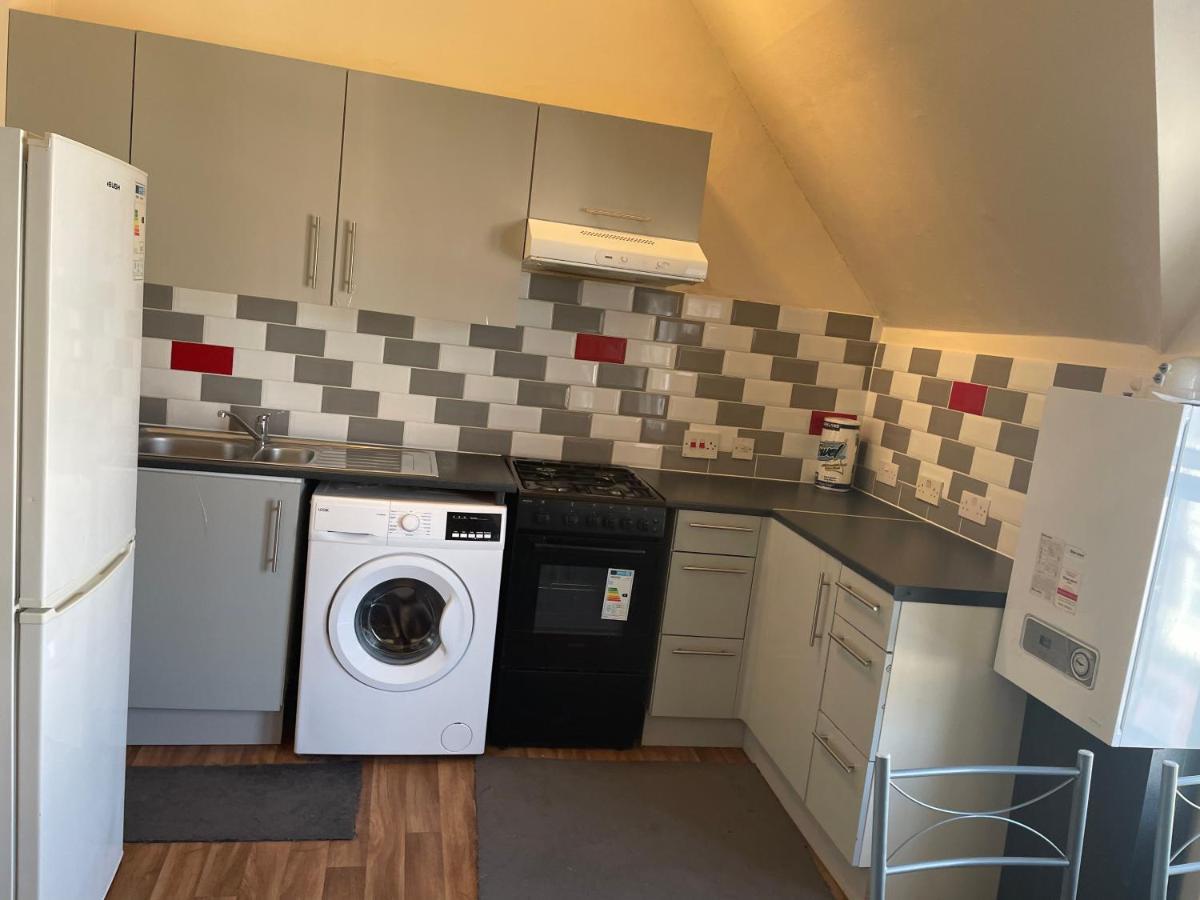 Vibrant & Cosy London Apartment Near Wembley ภายนอก รูปภาพ